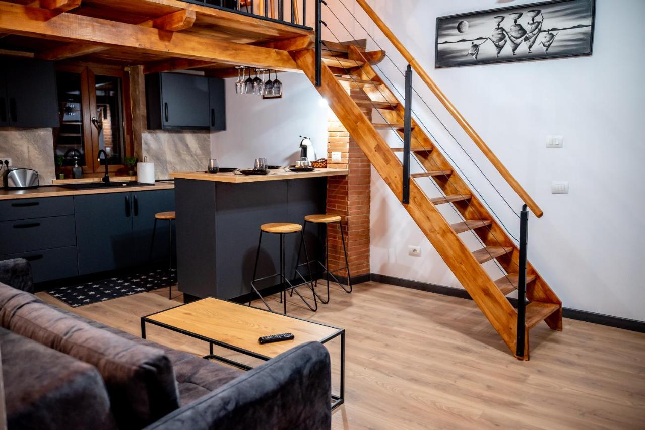 Marco'S Studio ฟาการาช ภายนอก รูปภาพ
